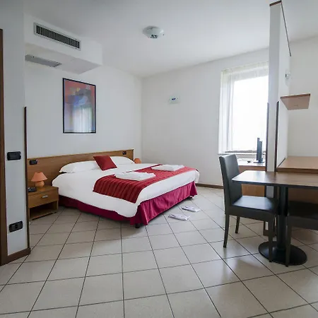 Michelangelo أرونا